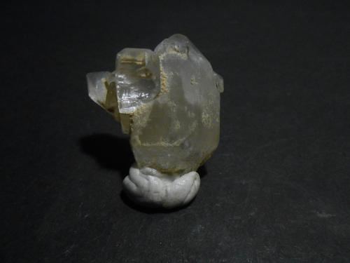 Topacio y Cuarzo<br />Shigar Valley, Shigar District, Gilgit-Baltistan (Northern Areas), Pakistan<br />3,5 x 3,5 x 2 cm<br /> (Autor: Antonio Alcaide)