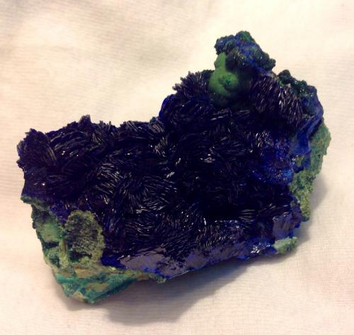 Azurite<br />Burra, Mount Lofty Ranges, South Australia, Australia<br />Around 7 cm<br /> (Author: JC)