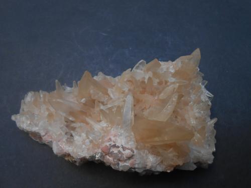 Calcita<br />Huancano District, Pisco Province, Ica Department, Peru<br />9 x 4,5 x 3,5 cm<br /> (Autor: Antonio Alcaide)