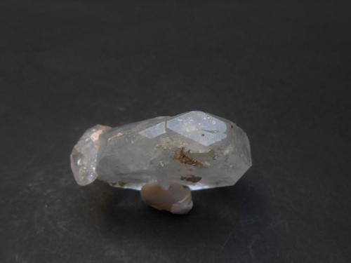 Berilo (variedad aguamarina)<br />Mount Xuebaoding, Pingwu, Mianyang Prefecture, Sichuan Province, China<br />5 x 3,5 x 1,5 cm<br /> (Autor: Antonio Alcaide)
