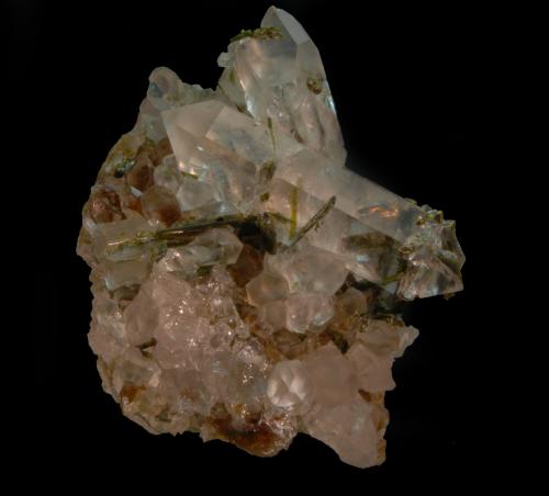 Cuarzo Y Epidota<br />Araçuaí, Vale do Jequitinhonha, Minas Gerais, Brasil<br />10 x 8 x 4 cm<br /> (Autor: Ricardo Fimia)