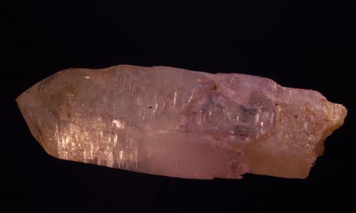 Cuarzo  (variedad Amatista)<br />Cerro de la Concordia, Piedra Parada (Las Vigas), Municipio Tatatila, Veracruz (Veracruz de Ignacio de la Llave), , México<br />cristal de 12 cm<br /> (Autor: Ricardo Fimia)