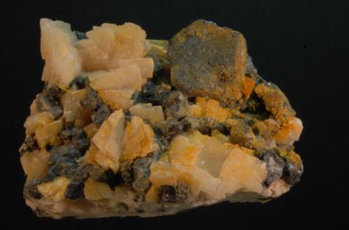 Dolomita y Galena<br />Mina del Pastor, Villanueva del Duque, Córdoba , Andalucia ,España.<br />7 X 5 cm<br /> (Autor: Ricardo Fimia)