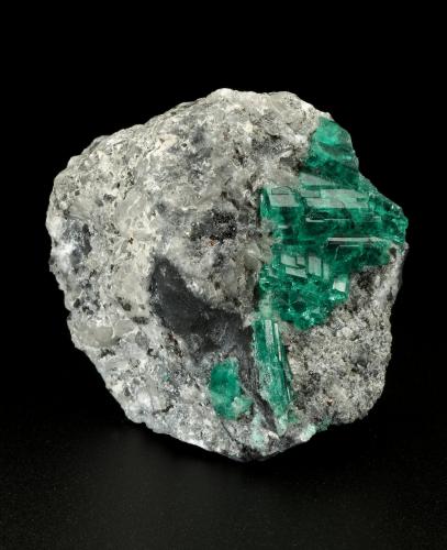 Beryl (variety emerald), Calcite<br />Muzo mining district, Western Emerald Belt, Boyacá Department, Colombia<br />55x53x29mm, aggregate=21x27mm<br /> (Author: Fiebre Verde)