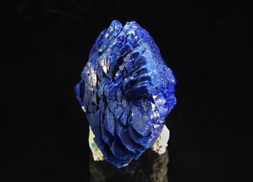 Azurite<br />Hanover #2 Mine, Hanover-Fierro District, Grant County, New Mexico, USA<br />1.8 x 3.0 cm<br /> (Author: crosstimber)