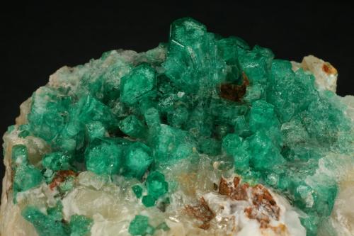 Beryl (variety emerald), Calcite<br />Peñas Blancas Mine, Municipio San Pablo de Borbur, Western Emerald Belt, Boyacá Department, Colombia<br />70x70x45mm<br /> (Author: Fiebre Verde)