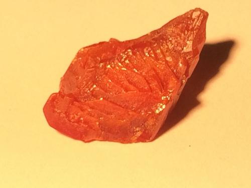 Vanadinite<br />Mina Pure Potential, Distrito Silver, Montes Trigo, Condado La Paz, Arizona, USA<br />12 X 12 X 8 mm<br /> (Author: Robert Seitz)