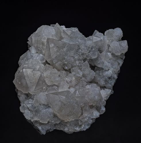 Quartz<br />San Bartolo Mine, Charcas, Municipio Charcas, San Luis Potosí, Mexico<br />9.5 x 7.5 cm<br /> (Author: am mizunaka)