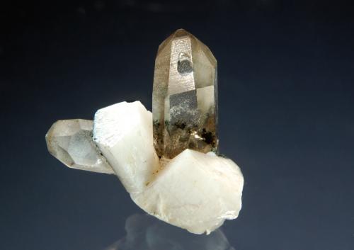 Quartz<br />Chirnside claim, Mount White, Chaffee County, Colorado, USA<br />2.1 x 2.2 cm<br /> (Author: crosstimber)