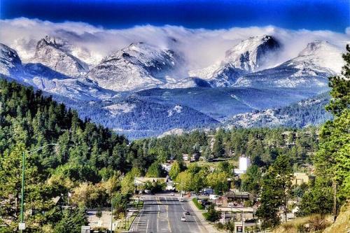 _Estes Park, CO. (Author: vic rzonca)