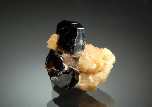 Uvite<br />Brumado, Bahia, Región Nordeste, Brasil<br />2.2 x 2.2 cm<br /> (Author: crosstimber)