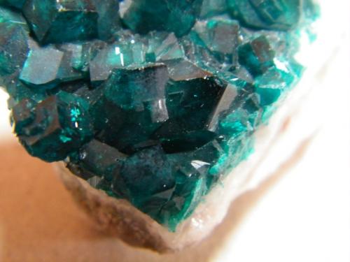 Dioptase<br />Tsumeb Mine, Tsumeb, Otjikoto Region, Namibia<br />35mmx30mmx25mm<br /> (Author: Heimo Hellwig)