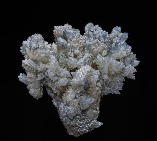 Calcite, Celestine<br />Mina Mojina, Rancho de Mojina, Ricardo Flores Magón (El Carmen), Municipio Buenaventura, Chihuahua, México<br />10.1 x 10.0 cm<br /> (Author: am mizunaka)