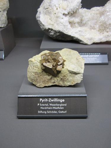 Pyrite<br />Extertal, Weserbergland, Lippe, Detmold, North Rhine-Westphalia/Nordrhein-Westfalen, Germany<br />Specimen size 9 cm<br /> (Author: Tobi)