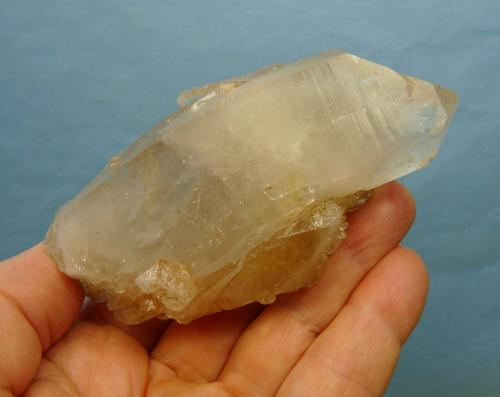 Quartz<br />Ceres, Warmbokkeveld Valley, Ceres, Valle Warmbokkeveld, Witzenberg, Cape Winelands, Provincia Occidental del Cabo, Sudáfrica<br />110 x 55 x 43 mm<br /> (Author: Pierre Joubert)