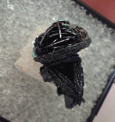 Hematite<br />Thomas Range, Juab County, Utah, USA<br />2 cm<br /> (Author: JC)