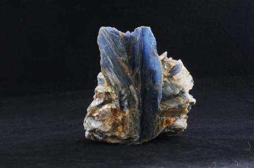 Kyanite<br />Barra de Salinas, Coronel Murta, Jequitinhonha, Minas Gerais, Brazil<br /><br /> (Author: steven calamuci)