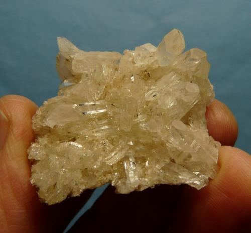 Quartz<br />Ceres, Warmbokkeveld Valley, Ceres, Valle Warmbokkeveld, Witzenberg, Cape Winelands, Western Cape Province, South Africa<br />48 x 47 x 20 mm<br /> (Author: Pierre Joubert)