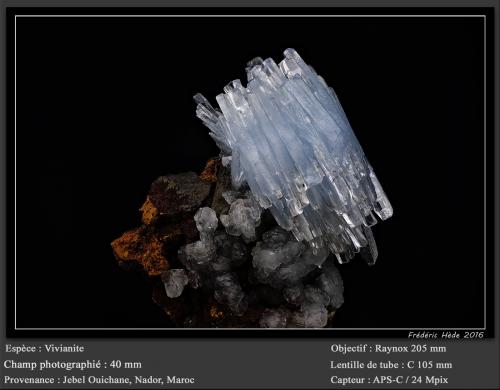 Barite<br />Jebel Ouichane mines, Beni Bou Ifrour, Nador, Nador Province, Oriental Region, Morocco<br />fov 40 mm<br /> (Author: ploum)