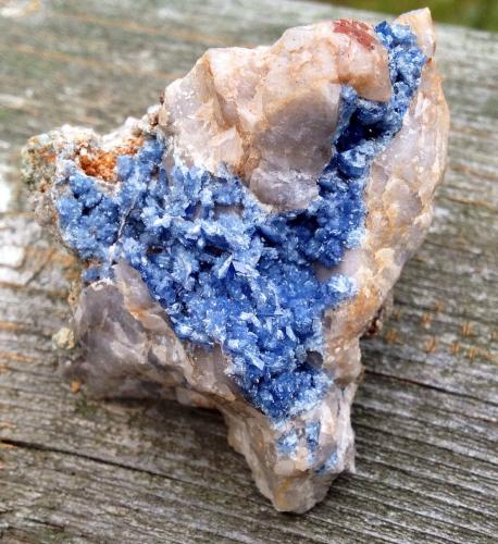 Scorodite<br />Mina Hemerdon, Plympton, Tavistock, Devon, Inglaterra / Reino Unido<br />7 cm<br /> (Author: JC)