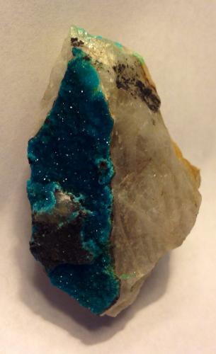 Turquoise, Quartz<br />Bishop Mine, Lynch Station, Campbell County, Virginia, USA<br />5 cm<br /> (Author: JC)