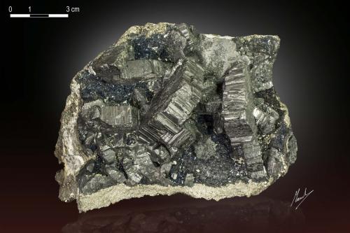 Bournonite<br />Víboras Mine, Machacamarca, Machacamarca District, Cornelio Saavedra Province, Potosí Department, Bolivia<br />135 X 80 mm<br /> (Author: Manuel Mesa)