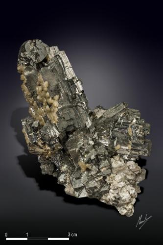 Arsenopyrite<br />Minas da Panasqueira, Aldeia de São Francisco de Assis, Covilhã, Castelo Branco, Cova da Beira, Centro, Portugal<br />85 X 56 mm<br /> (Author: Manuel Mesa)