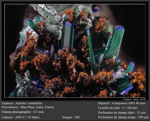 Malachite after Azurite<br />Mas Dieu, Mercoirol, Alès, Gard, Occitanie, Francia<br />fov 5.5 mm<br /> (Author: ploum)