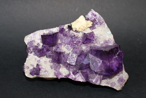 Fluorite<br />Elmwood Mine, Carthage, Central Tennessee Ba-F-Pb-Zn District, Smith County, Tennessee, USA<br />105mm x 80mm x40mm<br /> (Author: Philippe Durand)