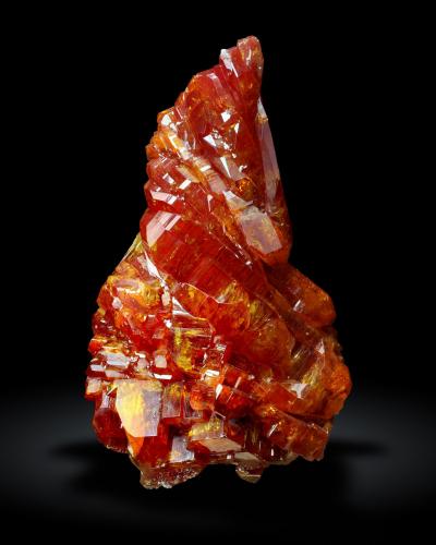 Vanadinite<br />ACF Mine area, Mibladen mining district, Mibladen, Midelt, Midelt Province, Drâa-Tafilalet Region, Morocco<br />5,3 cm.<br /> (Author: Enrique Llorens)