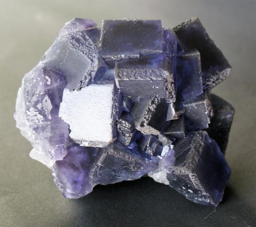 Fluorite<br />La Viesca Mine, <i>La Negrina</i> pocket, La Collada mining area, Huergo, Siero, Comarca Oviedo, Principality of Asturias (Asturias), Spain<br />100mm x 90mm x 80mm<br /> (Author: Philippe Durand)