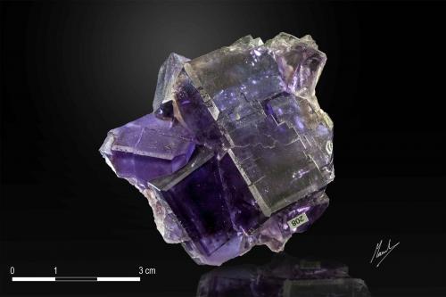 Fluorite<br />La Cabaña, Valdelmar, Berbes mining area, Berbes, Ribadesella, Comarca Oriente, Principality of Asturias (Asturias), Spain<br />55 x 51 mm<br /> (Author: Manuel Mesa)