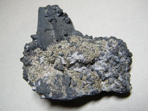 Tennantite with Pyrite and Quartz<br />Tsumeb Mine, Tsumeb, Otjikoto Region, Namibia<br />90mmx80mmx30mm<br /> (Author: Heimo Hellwig)