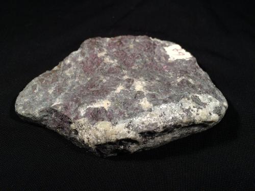 Silver<br />Zona Cobalt, Región Cobalt-Gowganda, Distrito Timiskaming, Ontario, Canadá<br />110 mm x 80 mm x 35 mm<br /> (Author: Robert Seitz)