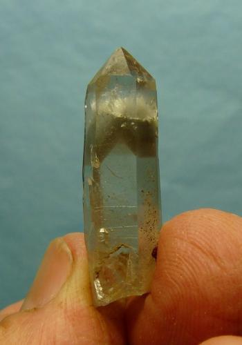Quartz<br />Ceres, Warmbokkeveld Valley, Ceres, Valle Warmbokkeveld, Witzenberg, Cape Winelands, Western Cape Province, South Africa<br />33 x 09 x 08 mm<br /> (Author: Pierre Joubert)