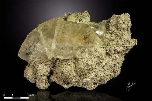 Fluorite<br />Nikolaevski Mine, Dalnegorsk, Dalnegorsk Urban District, Primorsky Krai, Far-Eastern Region, Russia<br />135 x 75 mm<br /> (Author: Manuel Mesa)