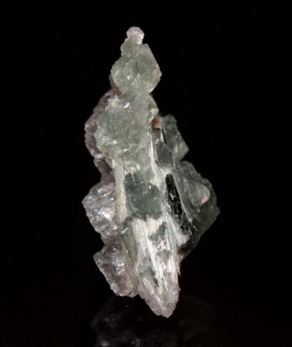 Orthoclase (variety adularia)<br />Alchuri, Distrito Shigar, Gilgit-Baltistan (Áreas del Norte), Paquistán<br />50mm x 23mm<br /> (Author: Don Lum)