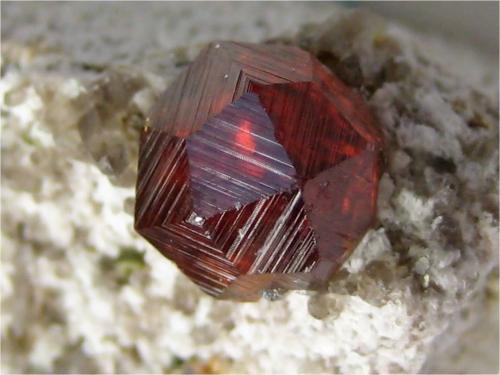 Spessartina (Espesartina)<br />Wushan Spessartine prospects, Tongbei, Yunxiao, Zhangzhou Prefecture, Fujian Province, China<br />5 cm<br /> (Autor: marco campos-venuti)