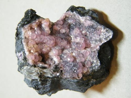 Smithsonite<br />Tsumeb Mine, Tsumeb, Otjikoto Region, Namibia<br />50mmx45mmx30mm<br /> (Author: Heimo Hellwig)