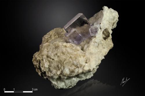 Fluorite<br />Llamas Quarry, Obdulia vein, Caravia mining area, Las Cabañas, Duyos, Caravia, Comarca Oriente, Principality of Asturias (Asturias), Spain<br />90 x 84 mm<br /> (Author: Manuel Mesa)