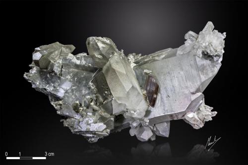 Brookite on Quartz<br />Kharan, Distrito Kharan, Balochistan (Baluchistan), Paquistán<br />151 X 85 mm<br /> (Author: Manuel Mesa)
