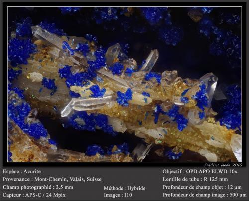 Azurite<br />Mont Chemin, Martigny, Wallis (Valais), Switzerland<br />fov 3.2 mm<br /> (Author: ploum)