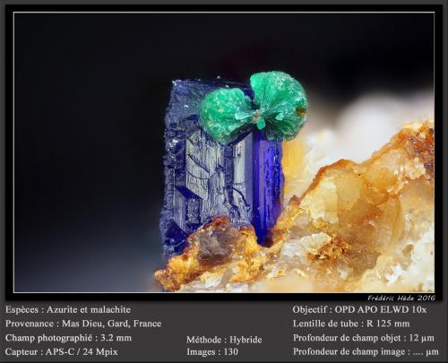 Malachite on Azurite<br />Mas Dieu, Mercoirol, Alès, Gard, Occitanie, France<br />fov 3.2 mm<br /> (Author: ploum)