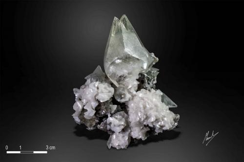 Calcite, Dolomite and Fluorite<br />Moscona Mine, El Llano, Solís, Corvera de Asturias, Comarca Avilés, Principality of Asturias (Asturias), Spain<br />107 x 83 mm<br /> (Author: Manuel Mesa)