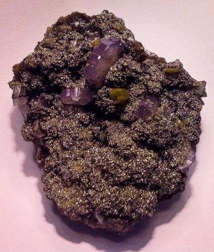 Fluorapatite, Siderite, Pyrite<br />Minas da Panasqueira, Aldeia de São Francisco de Assis, Covilhã, Castelo Branco, Cova da Beira, Centro, Portugal<br />7.6 cm<br /> (Author: Nunzio)