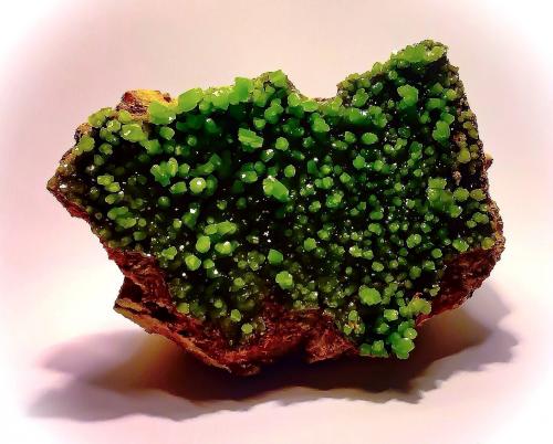 Pyromorphite<br />Mina Daoping, Gongcheng, Prefectura Guilin, Región Autónoma Guangxi Zhuang, China<br />18 cm<br /> (Author: Nunzio)