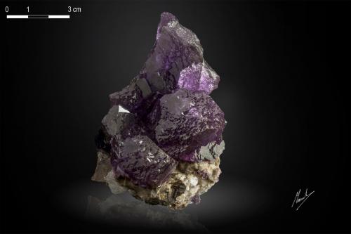 Fluorite<br />Josefa-Veneros vein, 75 level, Coroña de Arriba-La Collada, La Collada mining area, Siero, Comarca Oviedo, Principality of Asturias (Asturias), Spain<br />94 x 63 mm<br /> (Author: Manuel Mesa)
