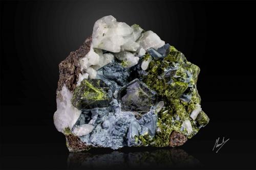 Epidota<br />Aguablanca Mine, Monesterio, Comarca Tentudía, Badajoz, Extremadura, Spain<br />117 X 107 mm<br /> (Autor: Manuel Mesa)