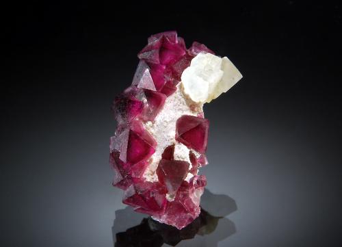 Fluorite<br />T and G prospect, Grant County, New Mexico, USA<br />1.8 x 3.4 cm.<br /> (Author: crosstimber)