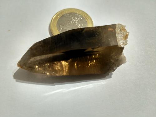 Cuarzo (variedad ahumado)<br />Guajaraz Reservoir, Argés, Comarca Montes de Toledo, Toledo, Castilla-La Mancha, Spain<br />5x3 cm<br /> (Autor: JorgeP)